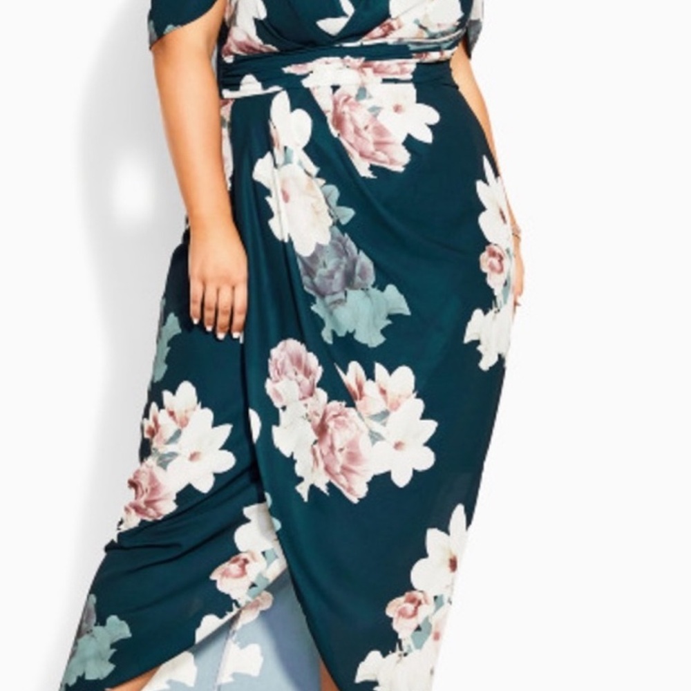City Chic Dark Floral Dress